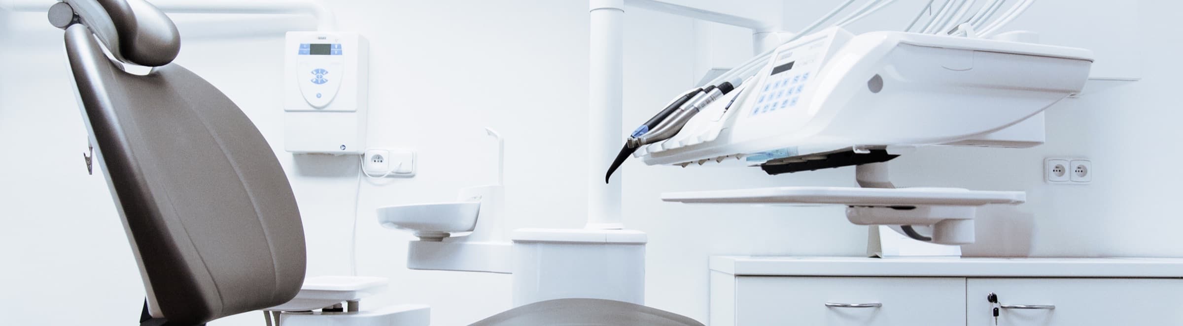 מרפאת DentIQ — חדר טיפול מודרני